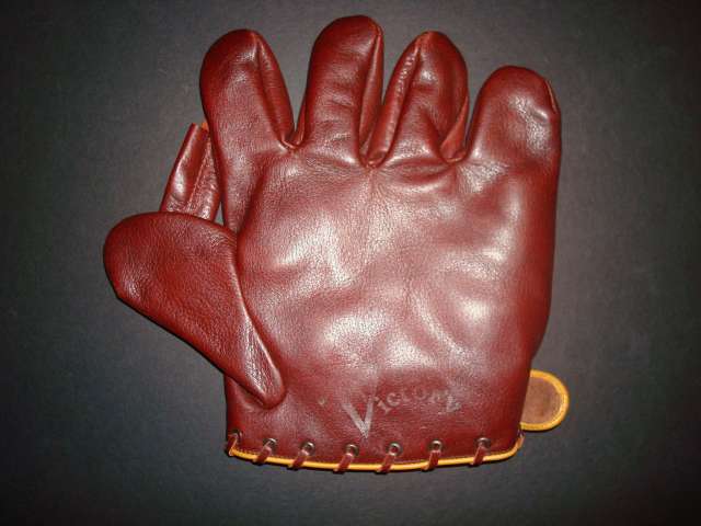 Victory Single Tunnel Web Front